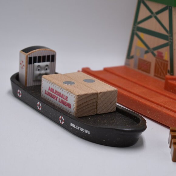 Cranky at the Docks & Bulstrode Thomas The Tank Engine & Friends Wooden Trains - Picture 6 of 12